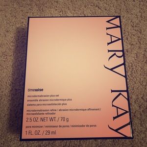 Mary Kay Microdermabrasion Plus Set
